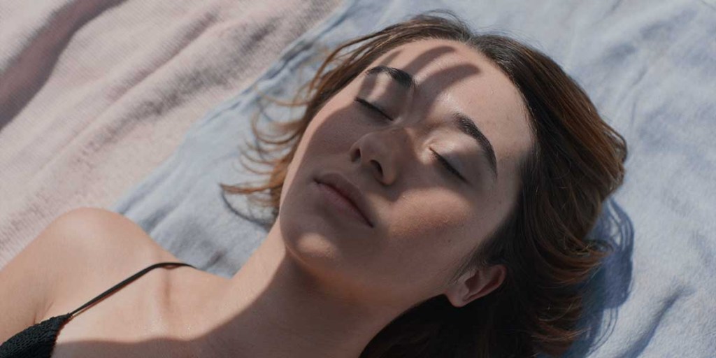 Forastera Review – A Gorgeous Film With A Breakout Performance From Zoe Stein That Deals With A Somber Subject Matter