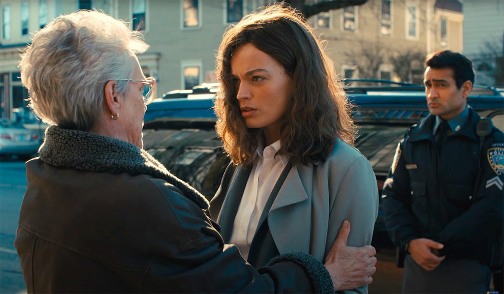 Ella McCay Review – A Fantastic Performance By MacKey Is Wasted By A Bad Script, Direction, and Message