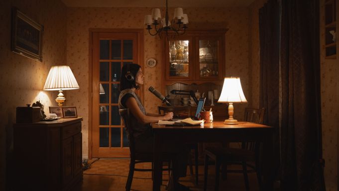 Undertone Review  – A Small Budget Indie Film With Big Budget Technical&nbsp;Achievements